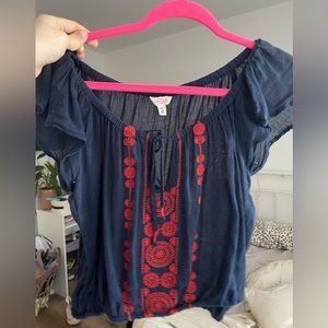 cute forth of july top worn a few times superrr cute on fits a medium